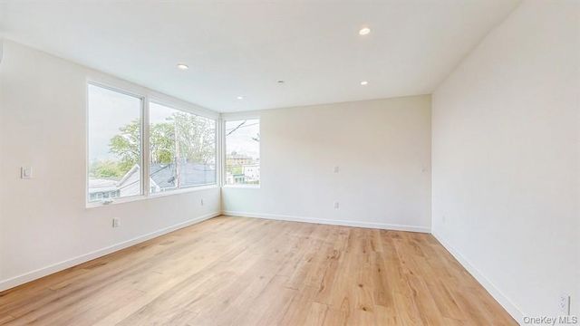 16 Tiernans Lane, Dobbs Ferry, NY 10522