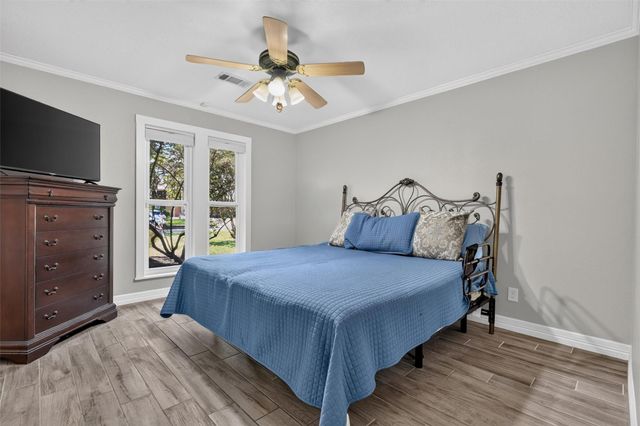 7214 Creek Crest Drive, Houston, TX 77095