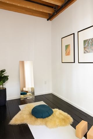 11 Village Street E, Somerville, MA 02143