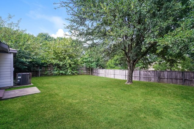 1923 Nemechek Drive, Dallas, TX 75217