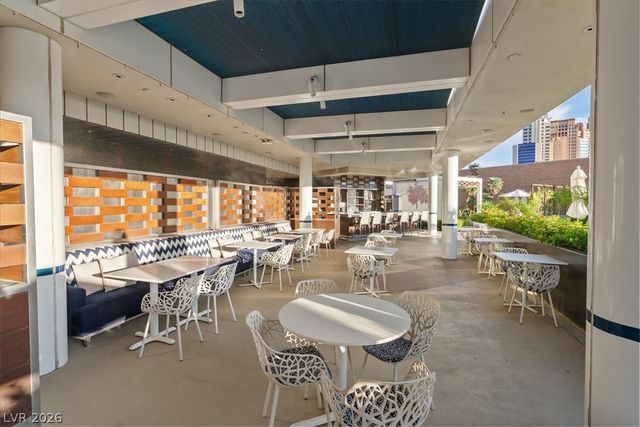 3750 Las Vegas Boulevard 2911, Las Vegas, NV 89158