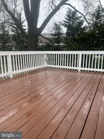 3 LAKECREST CIR, Greenbelt, MD 20770