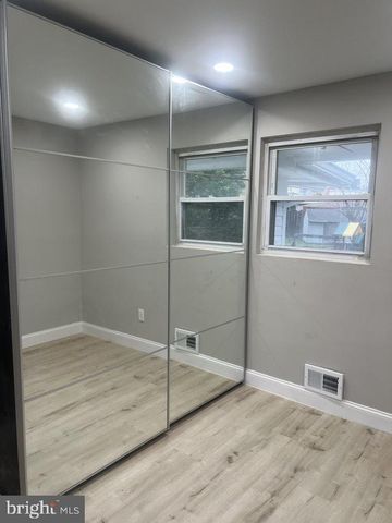 3 LAKECREST CIR, Greenbelt, MD 20770