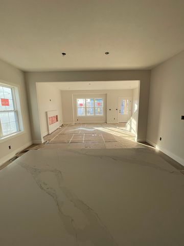 1527 Belclare Road, Normal, IL 61761