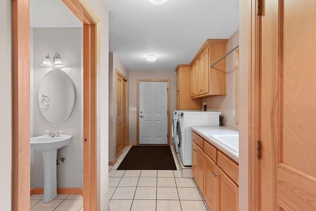 5050 REDBUD COURT, Green Bay, WI 54311