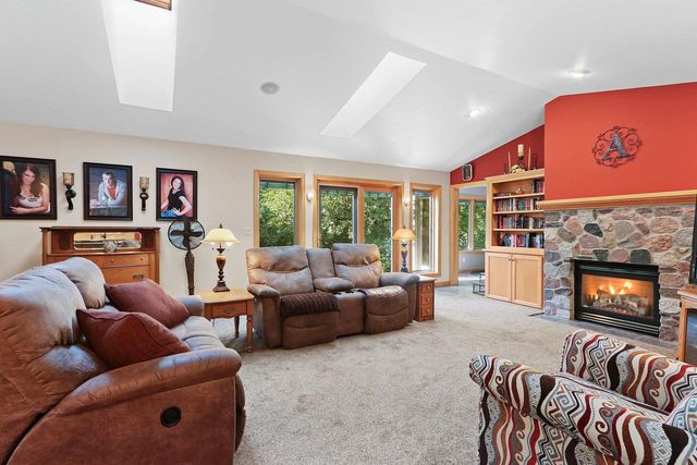 5050 REDBUD COURT, Green Bay, WI 54311