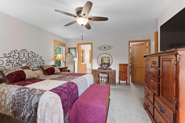 5050 REDBUD COURT, Green Bay, WI 54311