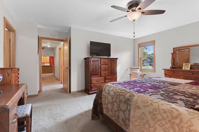 5050 REDBUD COURT, Green Bay, WI 54311