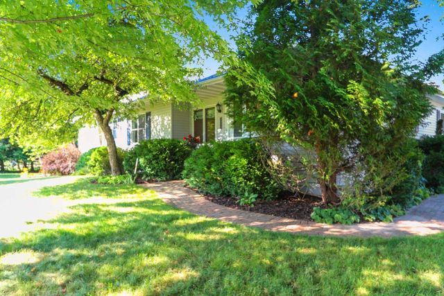 5050 REDBUD COURT, Green Bay, WI 54311