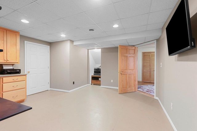 5050 REDBUD COURT, Green Bay, WI 54311