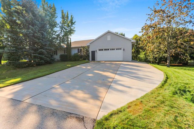 5050 REDBUD COURT, Green Bay, WI 54311