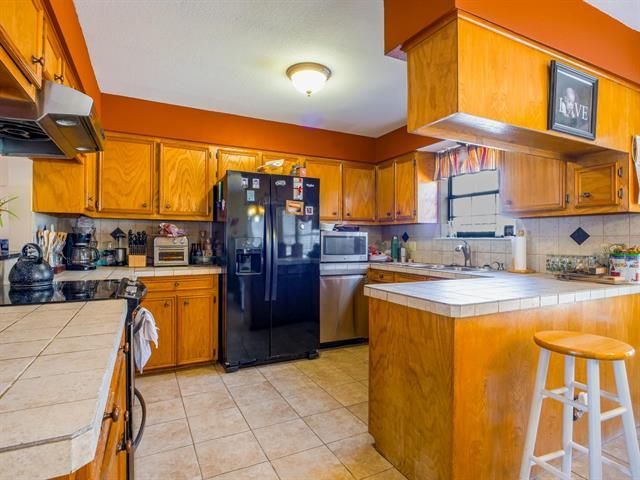 1113 Hackberry DR, Marble Falls, TX 78654