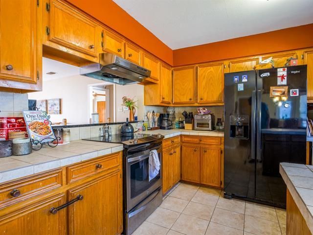 1113 Hackberry DR, Marble Falls, TX 78654
