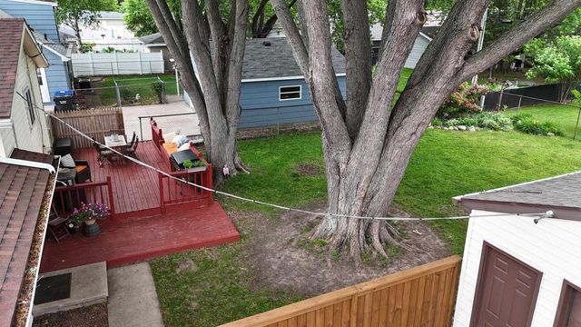 1217 E MITCHELL AVENUE, Appleton, WI 54915