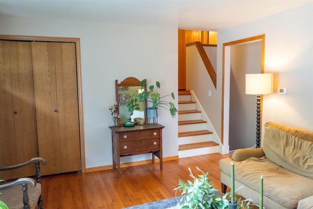 1217 E MITCHELL AVENUE, Appleton, WI 54915