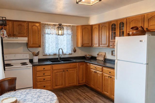 1217 E MITCHELL AVENUE, Appleton, WI 54915