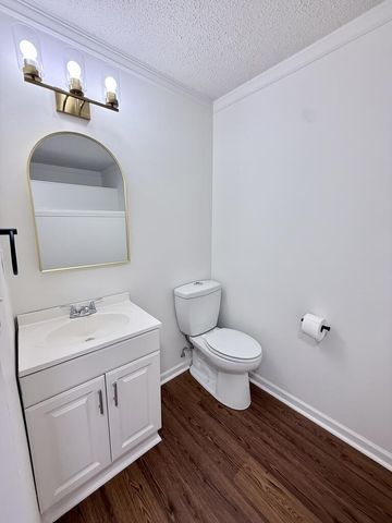 107 Bartlet Dr, Dothan, AL 36305