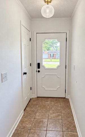 107 Bartlet Dr, Dothan, AL 36305