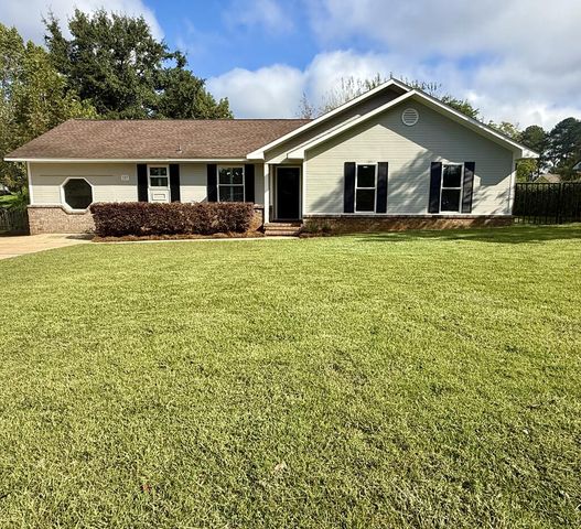 107 Bartlet Dr, Dothan, AL 36305