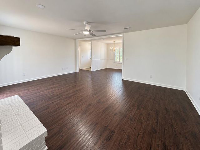 107 Bartlet Dr, Dothan, AL 36305