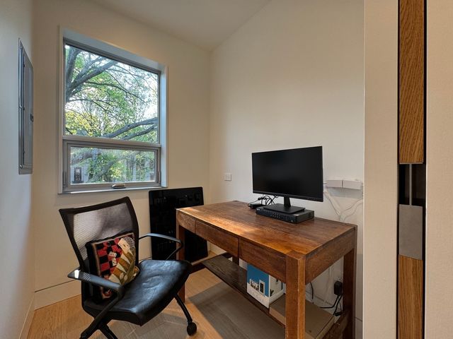 2159 W Evergreen Avenue 4, Chicago, IL 60622