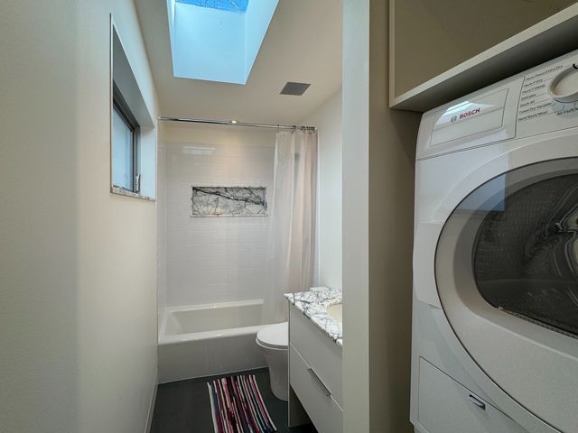 2159 W Evergreen Avenue 4, Chicago, IL 60622