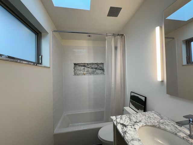 2159 W Evergreen Avenue 4, Chicago, IL 60622