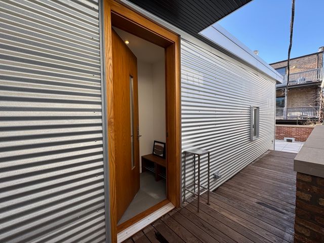 2159 W Evergreen Avenue 4, Chicago, IL 60622
