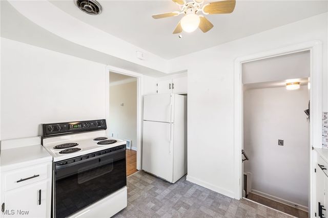 6096 Wareham Drive, Parma, OH 44129