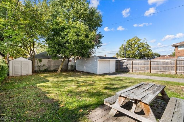 6096 Wareham Drive, Parma, OH 44129