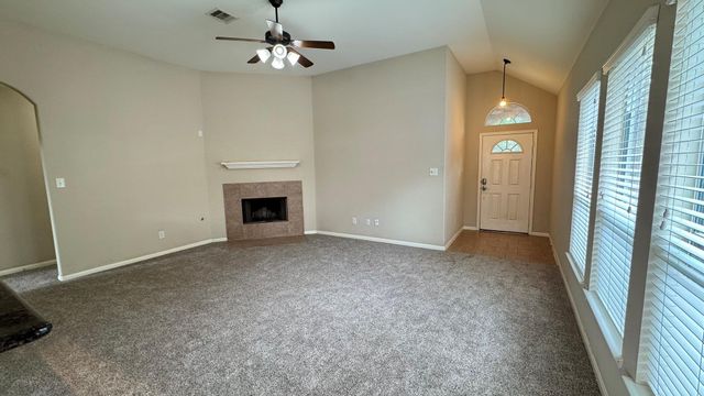 10006 Kendahlwood Lane, Tomball, TX 77375