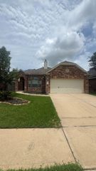 10006 Kendahlwood Lane, Tomball, TX 77375