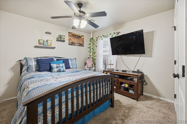 5212 Barr Drive, Sand Springs, OK 74063