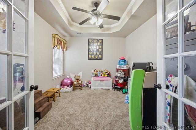5212 Barr Drive, Sand Springs, OK 74063