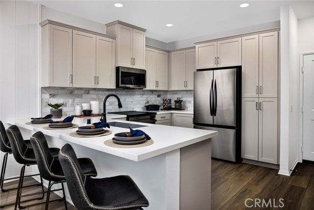 3916 E. BUCKNELL PASEO, Ontario, CA 91761