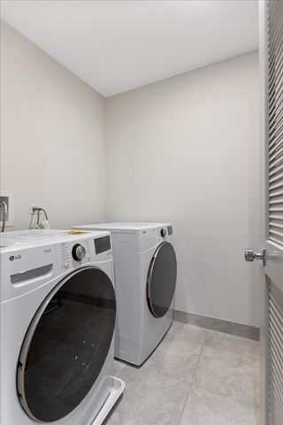 2450 N Clybourn Avenue 2, Chicago, IL 60614