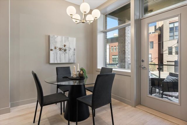 2450 N Clybourn Avenue 2, Chicago, IL 60614