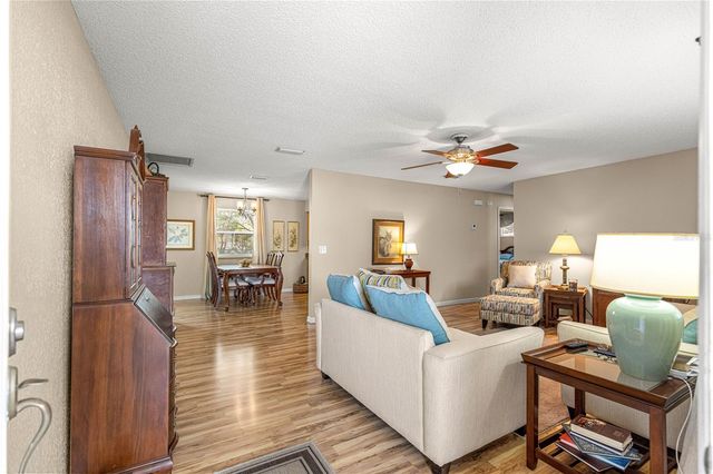 11521 SW 85TH AVENUE, Ocala, FL 34481