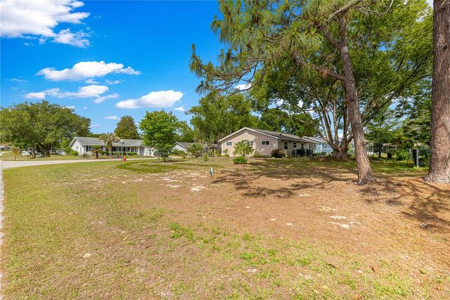 11521 SW 85TH AVENUE, Ocala, FL 34481