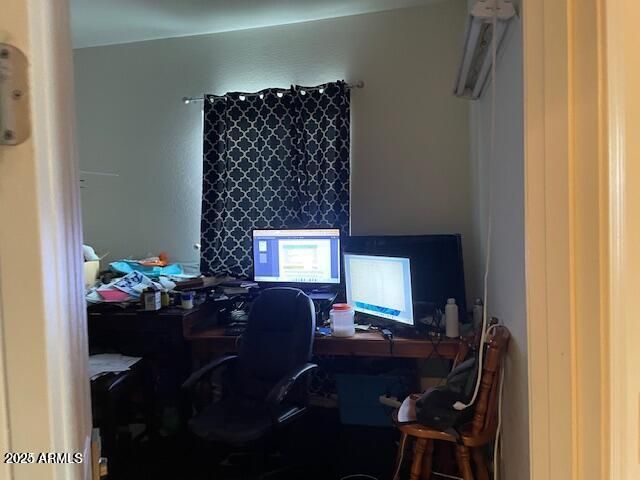 1911 E HORSESHOE Drive, Chandler, AZ 85249