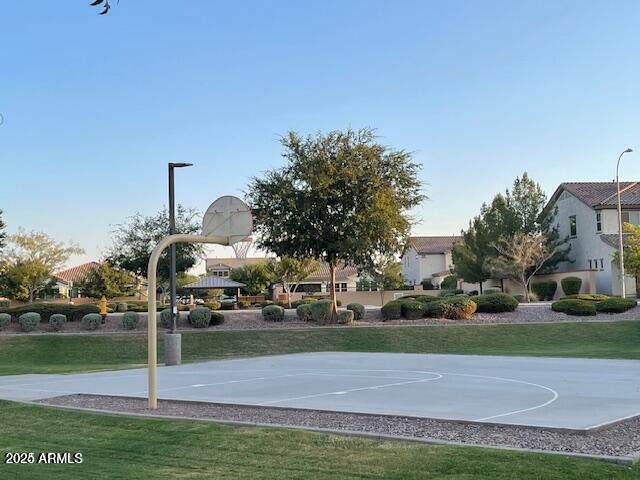 1911 E HORSESHOE Drive, Chandler, AZ 85249