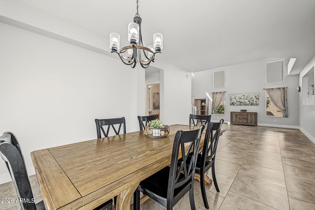 700 W DESERT BASIN Drive, San Tan Valley, AZ 85143