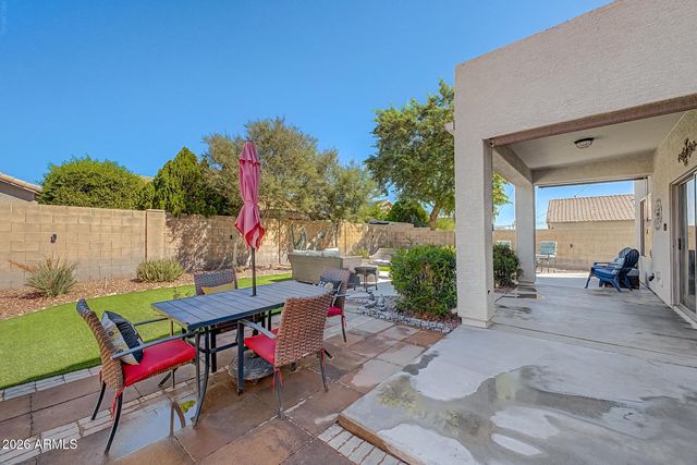 700 W DESERT BASIN Drive, San Tan Valley, AZ 85143