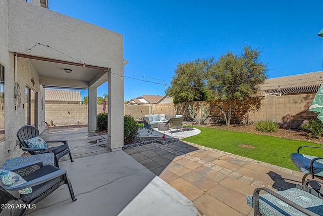 700 W DESERT BASIN Drive, San Tan Valley, AZ 85143