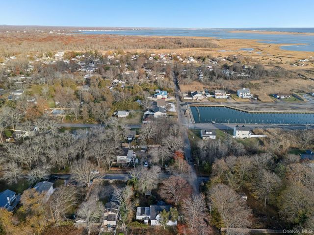 83 Elm Road E, Mastic Beach, NY 11951