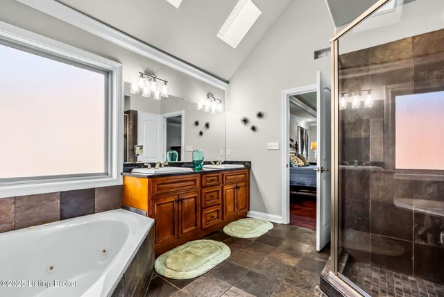 409 Wood Springs Rd, La Grange, KY 40031