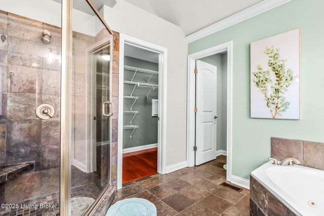 409 Wood Springs Rd, La Grange, KY 40031