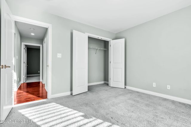 409 Wood Springs Rd, La Grange, KY 40031