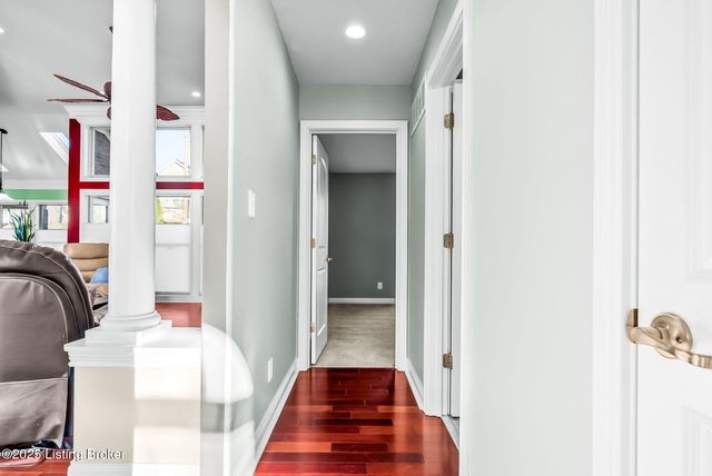 409 Wood Springs Rd, La Grange, KY 40031