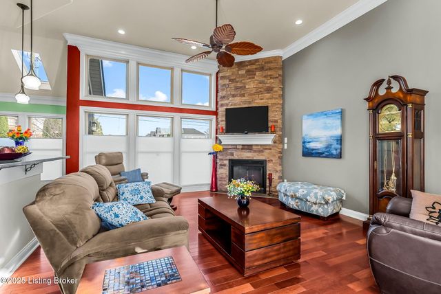 409 Wood Springs Rd, La Grange, KY 40031